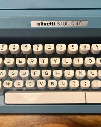 Macchina da scrivere Studio 46 vintage