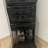 Impianto stereo compatto vintage Kenwood.