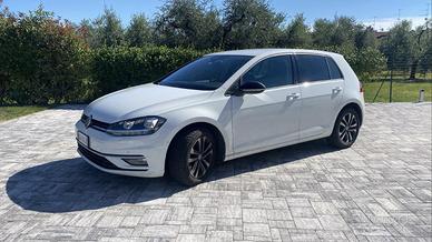 VOLSKSWAGEN GOLF 7.5 1.6 TDI 115CV I.Q. DRIVE