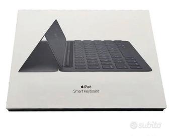 Apple Smart Keyboard iPad A1829 - Pari al nuovo