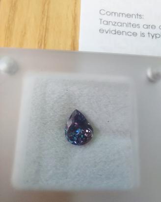 Tanzanite naturale certificata (alta qualità)