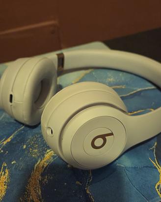 beats solo 4