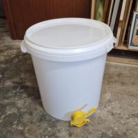 Maturatori plastica 30L con rubinetto Quarti 