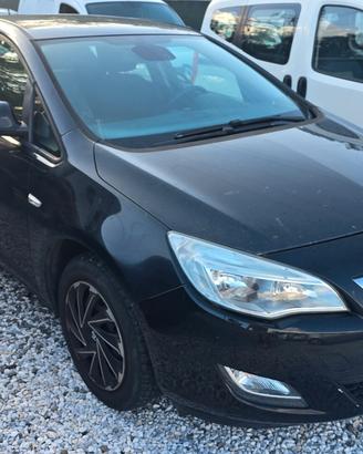 Opel Astra 1.4 100CV 5 porte Elective