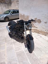 Ducati Monster 600