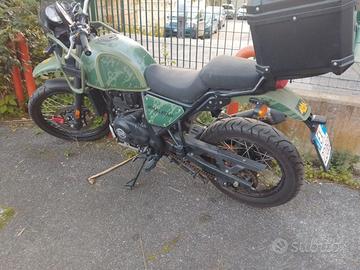 moto Royal Enfield Himalayan