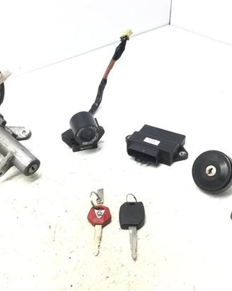 YAMAHA X-MAX YP R 250 BLOCCHETTO ACCENSIONE E CHIA