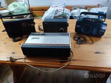 Tre RADIO e una RADIO REGISTRATORE