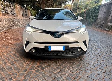 Toyota CHR 1.8 Hybrid Lounge