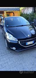 Peugeut 208   2015