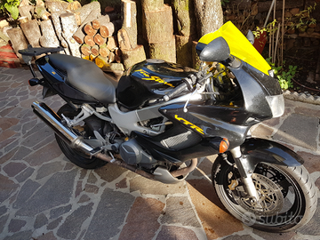 Honda VTR 1000F