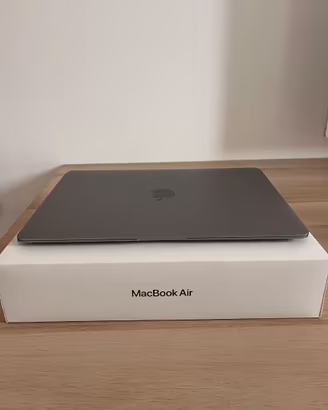 MacBook Air 2022 chip M1