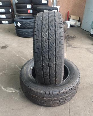 Pneumatici invernali 215/60R16C