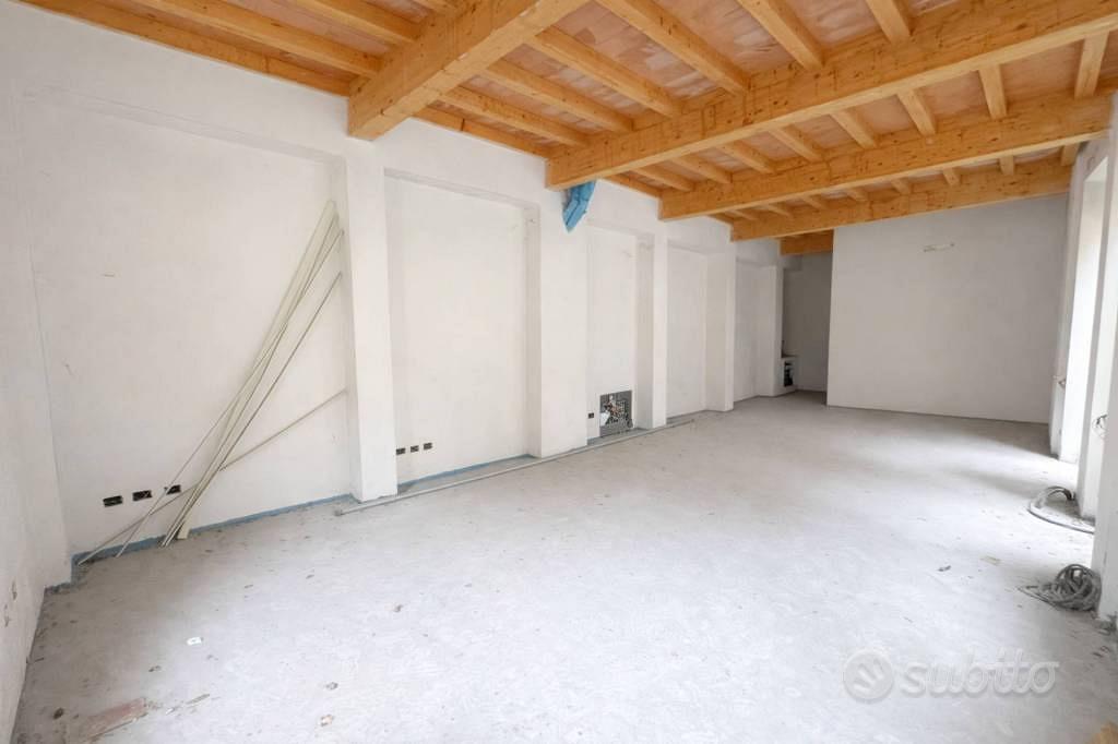 Apartment in Mirandola, Modena - Vista 5
