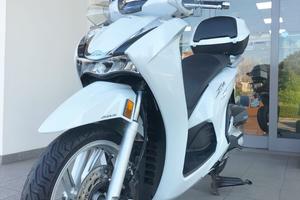 Honda SH 350 BIANCO