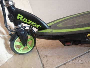 Scooter Monopattino elettrico 5-13 anni Razor E90