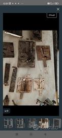 serrature e cerniere antiche per porte