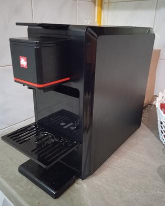 Macchinetta caffè Illy nuova