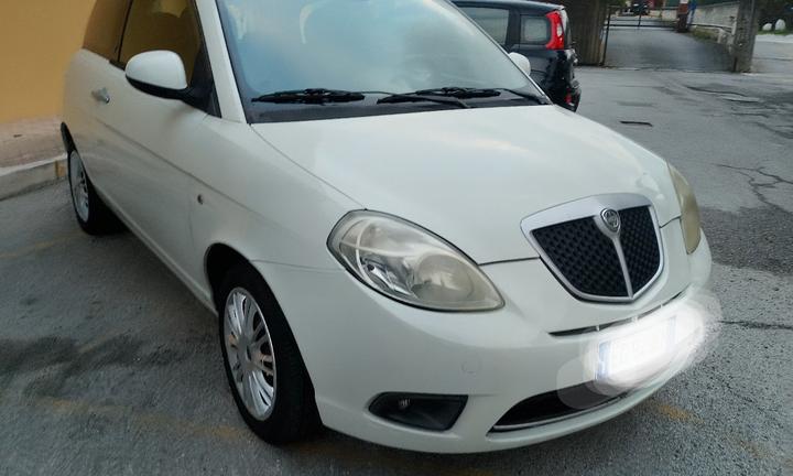 LANCIA YPSILON 1300 MULTIJET DIESEL 75CV 2010