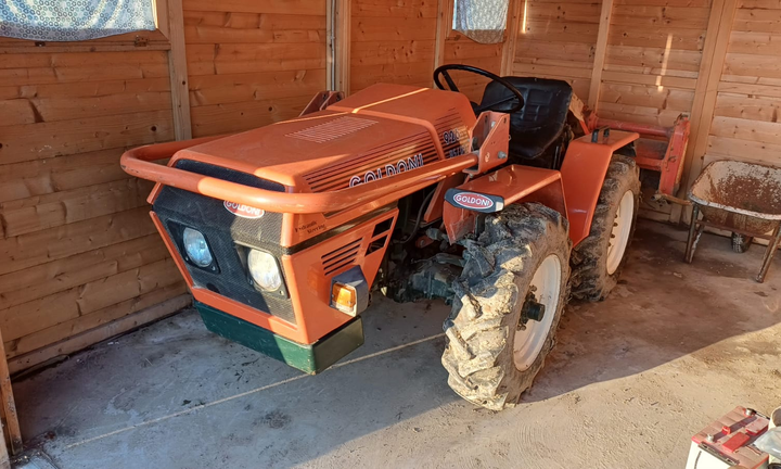 Trattore Goldoni 926s macchina agricola