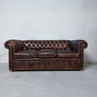 Coppia divani chesterfield...chester anni 1950