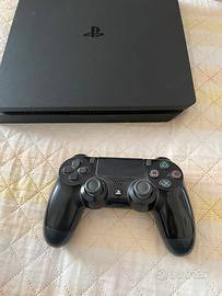 Play Station 4 slim