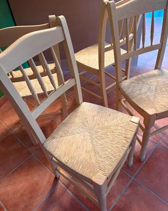 Sedie in stile shabby chic