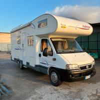 Camper mansardato Challenger 163