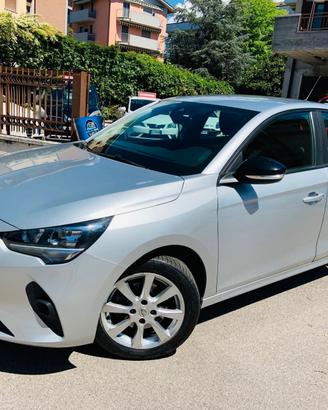 Opel Corsa 1.5 D 100 CV Design & Tech