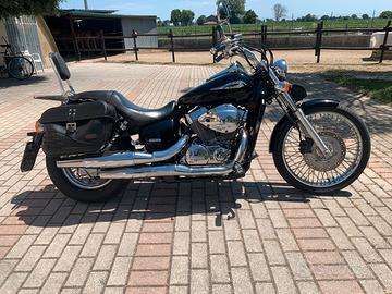 Moto Shadow spirit