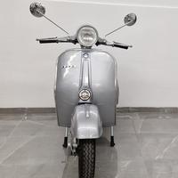 Vespa sprint v. cc150 del 1974.