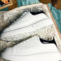 Sneakers oversize Alexander McQueen, taglia 45