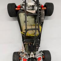 Macchina 1/6 radiocomandata motore benzina