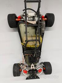 Macchina 1/6 radiocomandata motore benzina