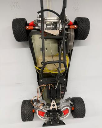 Macchina 1/6 radiocomandata motore benzina