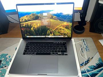 Apple MacBook Pro 16"