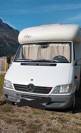 Camper Extreme garage