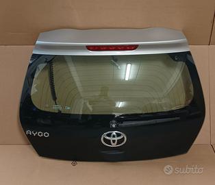 COFANO POSTERIORE TOYOTA AYGO DAL 2014