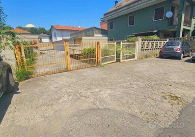 Immobile di 91 m² a Limbiate