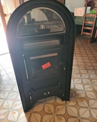 STUFE A LEGNA CON FORNO 