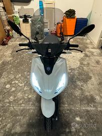 Piaggio One Active