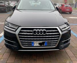 Audi Q7 5.0 anno 2019 286cv