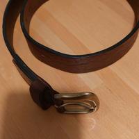 Cintura ragazzo/ragazza color marrone cuoio. 