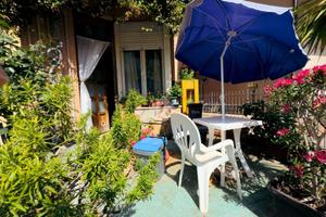 3 LOCALI A CATTOLICA
