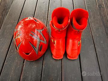 Set sci bimbo scarponi 30 e casco rosso