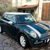Mini Cooper 1.6 116cv British Racing Green