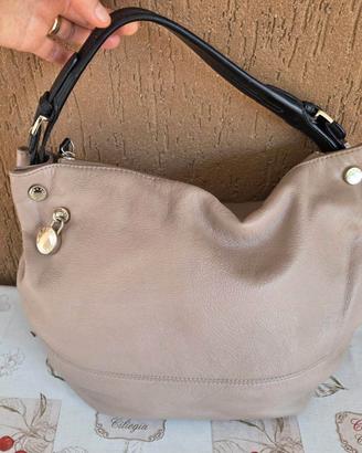 Borsa in pelle di colore Tortora marca FURLA
