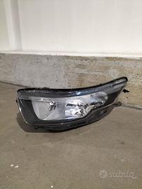 Fanale anteriore sinistro Iveco Daily