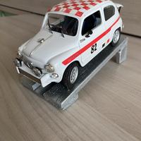 Modelino fiat 600 Abart.1:18