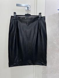 Gonna in ecopelle nera tg.42